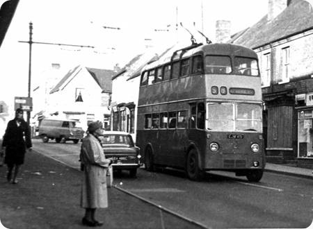 Wolverhampton Corporation - Sunbeam W - EJW 451 - 451