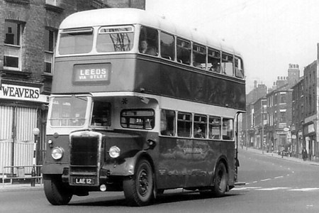 S Ledgards - Leyland PD1 - LAE 12 S Ledgards - Leyland PD1 - LAE 12